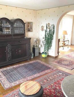 Gemütliche 5,5 Zimmer-Wohnung mit Balkone & Aufzug in Baltmannsweiler! - Baltmannsweiler