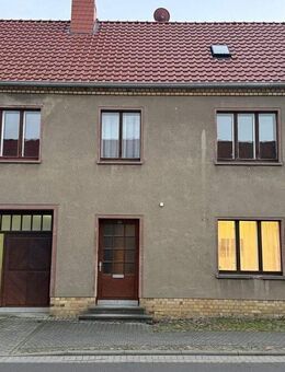 PROVISIONSFREI - Großzügiges Einfamilienhaus mit Nebengebäude und Gartenidylle in Kemberg - Kemberg