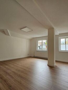 TOP! Frisch renovierte 3-Zimmer Wohnung in der Altstadt von Mühlhausen - Mühlhausen (Thüringen)