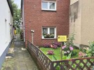 Chance ! Viel Garten! Häuschen sucht kraftvolle Hände. - Jüchen