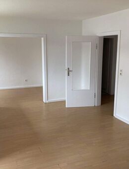 Schöne Zweizimmerwohnung mit Balkon - Helmstedt