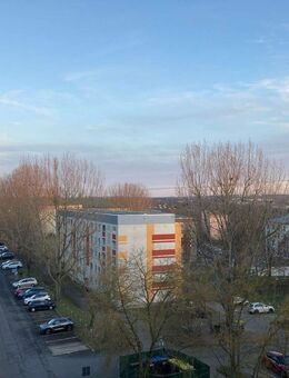 sanierte 3 Raum Wohnung mit Balkon - Döbeln