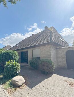 Freistehendes Einfamilienhaus mit schönem Garten und Garage in ruhiger Lage Huchtings - Bremen