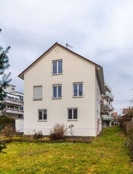 Kapitalanleger aufgepasst - Dreifamilienhaus in Stuttgart-Sillenbuch mit Sonnengarten und 2 Garagen - Stuttgart