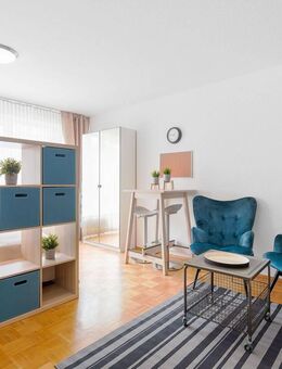 Schnuckelige möblierte Wohnung mit grossem Balkon - Köln
