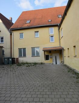 Vermietung - Platz für die Familie bietet diese 4,5-Zimmer DG Wohnung zentral in Feuchtwangen - Feuchtwangen