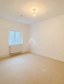 RENOVIERUNGSBEDARF | WOHNEN IM GRÜNEN | RUHIGE 2 ZIMMER WOHNUNG NAHE BÖTZOWKIEZ - PROVISIONSFREI! - Berlin