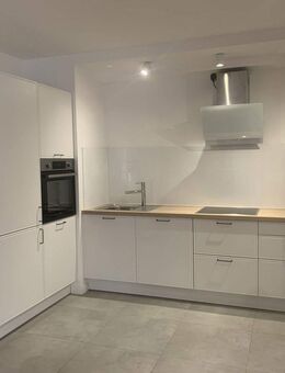 Traumhafte 2-Zimmer Wohnung mit Wintergarten - Altenmedingen