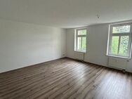 Große 2-Zimmer mit Laminat, Wanne und Einbauküche! - Chemnitz