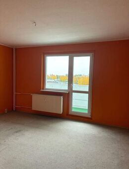 Renovierungsbedürftige Wohnung ab sofort - 2 Kaltmieten sparen - Waren (Müritz)
