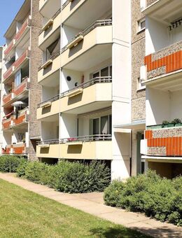 Perfekt ... mit Balkon und in der 1. Etage! - Neubrandenburg