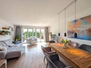 Haus-im-Haus - Sonnenverwöhnte 4-Zimmer-Wohnung auf drei Ebenen in ruhiger, grüner Lage - München