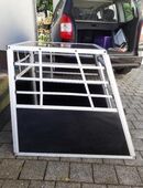 Hundebox Hundetransportbox zu mieten Reisebox Hund BxHXT 65x70x82 in 47228