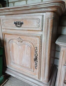 Alte (antike?) Massiv Holz Kommoden 3e Set r - Hückelhoven