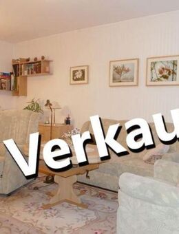 Perfekt geschnitten - 2,5-Zimmer Etagenwohnung mit Liftanschluss und Blick in Eppstein - Eppstein