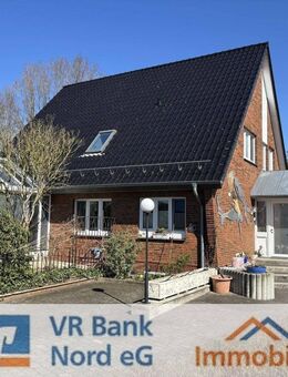 Gepflegtes Wohnhaus mit tollem Raumangebot auf weitläufigem Grundstück - Tarp