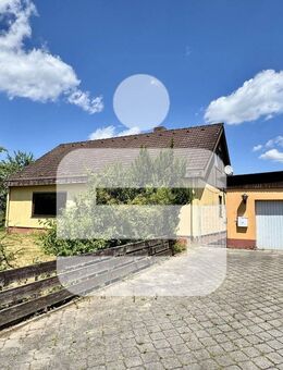 Erwecken Sie den Charme dieses Hauses! Einfamilienhaus in Ebermannsdorf, LK Amberg-Sulzbach - Ebermannsdorf