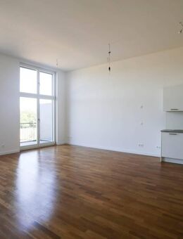 Provisionsfrei - Große 2-Zimmerwohnung mit Balkon - Berlin