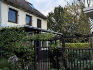 Familienfreundlich: grosses Reihenendhaus, 225 qm Wohnfläche, 698 qm Grundstück, 1 Garage - Bremen