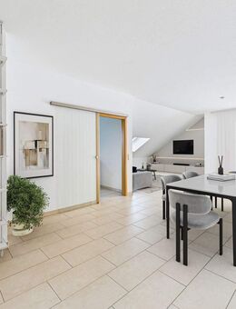 Barrierefreier Wohnkomfort: Balkon, Aufzug & TG-Platz inklusive - Sankt Ingbert