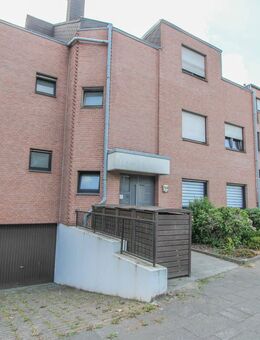 Helle 4-Zimmer-Wohnung mit Balkon in ruhiger Lage - Mönchengladbach
