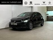 VW Polo, 1.0 TSI Active, Jahr 2023 - Oelsnitz (Erzgebirge)