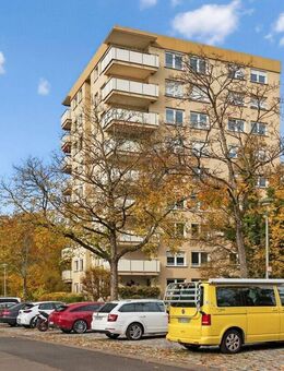 Wohnen mit Weitblick - helle 4-Zimmer-Wohnung mit Balkon - Karlsruhe