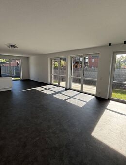 Modern & barrierefrei! 4-Zimmer-Wohnung mit Tiefgarage im beliebten Stadtteil Rheine-Wietesch! - Rheine