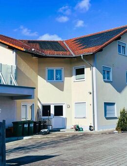 Attraktive Immobilie, mit zwei modernen Wohneinheiten & großer Gewerbefläche, Bestlage in Diepersdorf, Nürnberger Land - Leinburg