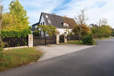 Stadtnah und grün - Charmante Doppelhaushälfte in Ludwigsfelde