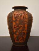 Standvase, Amphore aus Ton-Keramik mit floralen Ornamenten, rotbraun, 43 cm hoch in 80809