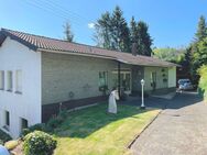 Wohnen auf einer Ebene! Einfamilienhaus mit separatem Wohnteil! - Selbach (Sieg)