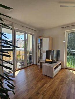Rendite 2,74%!Vermietete 3-Zi.-Whg. mit Einbaukü., Balkon fußläufig zur Altstadt, zw. Altstadt u. Uni - Regensburg