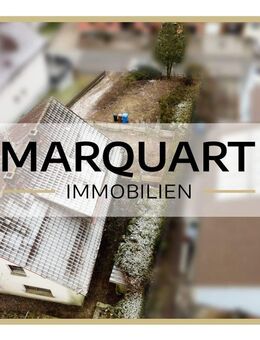 Sanierungsbedürftiges, großes Ein- oder Zweifamilienhaus mit Terrasse und Weitblick - Burkardroth