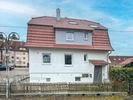 Schönes Zweifamilienhaus im Ortskern mit Garten ! - Eningen (Achalm)