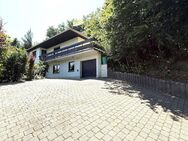 Großes Einfamilienhaus mit Einliegerwohnung * in Burgbrohl - Burgbrohl