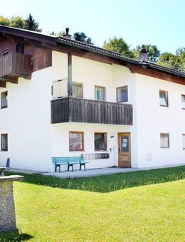Gartenwohnung, 71 m2 große 2-Zimmer Wohnung mit EBK und Terrasse am Samerberg - Samerberg