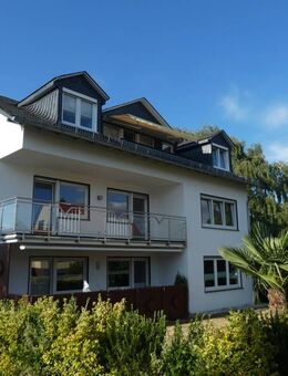 Luxuriöse Dachgeschosswohnung mit Garten und großzügigem Balkon! - Eltville (Rhein)