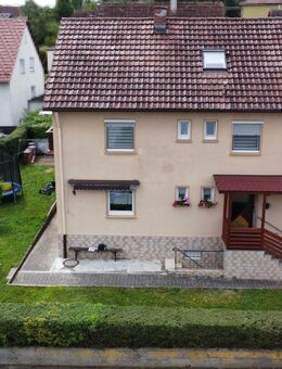 Lukrative Kapitalanlage: Vollvermietetes Zweifamilienhaus mit Garten in Giengen - Giengen (Brenz)