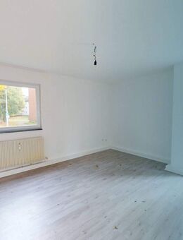 Renovierte 3-Zimmer-Erdgeschosswohnung mit BALKON - Diepholz