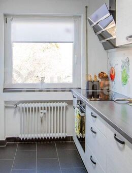 Bezugsfertig & modern: 3-Zimmer-Wohnung mit neuem Bad, Einbauküche, Balkon & Stellplatz - Pfullingen