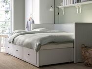 IKEA Bett mit Matratze - Berlin