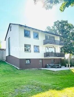 ***Zweifamilienhaus mit atemberaubendem Weitblick ins Grüne - Ländliche Idylle bei Münchberg*** - Münchberg