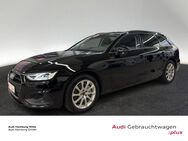 Audi A4, Avant 40 TDI, Jahr 2023 - Hamburg