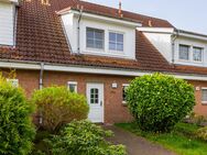 Bahnhofsnah! Mit Einbauküche, Carport, Feldblick u.v.m.: Schönes Reihenmittelhaus in Petershagen - Petershagen (Eggersdorf)