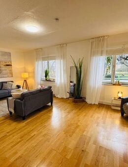 Einfamilienhaus mit schönem Grundstück & Garage zu verkaufen! - Löhne