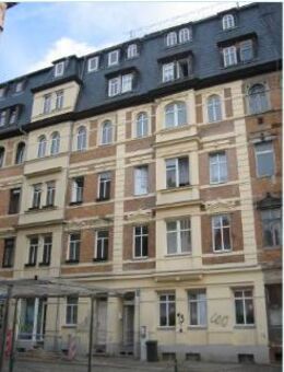 Attraktives Mehrfamilienhaus in zentraler Lage der Skatstadt Altenburg - Altenburg