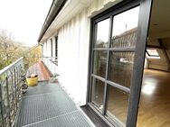 Wunderschöne DG-Wohnung mit Balkon. - Pirmasens