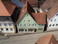 *PROVISIONSFREI* Einfamilienhaus mit großem Potenzial - Langenburg