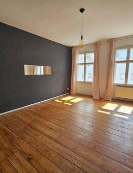 Helle und sanierte 2-Zimmerwohnung in ruhiger Lage - Berlin